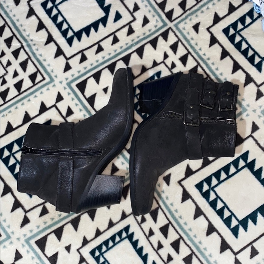 heeled boots